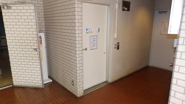 区民ひろば清和第二 のトイレ入口写真