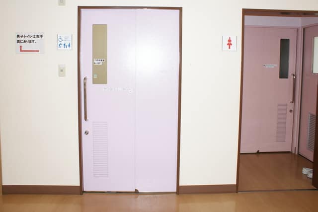 区民ひろば西巣鴨第二 のトイレ入口写真
