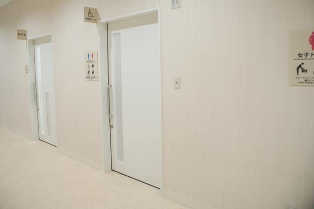 池袋保健所 のトイレ入口写真