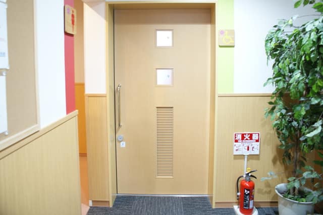 駒込地域文化創造館 のトイレ入口写真