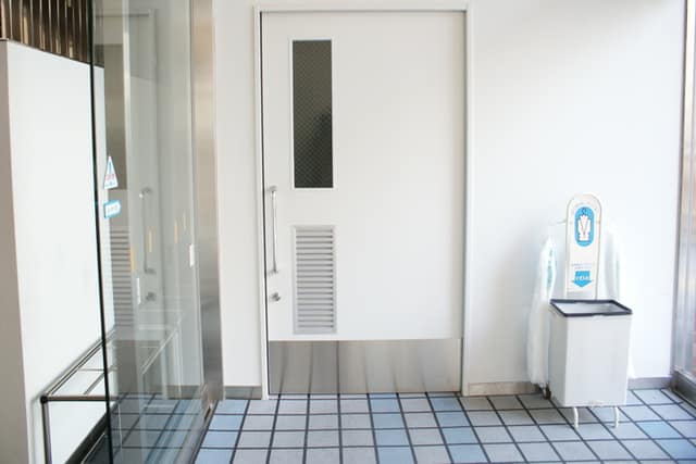 南大塚ホール のトイレ入口写真